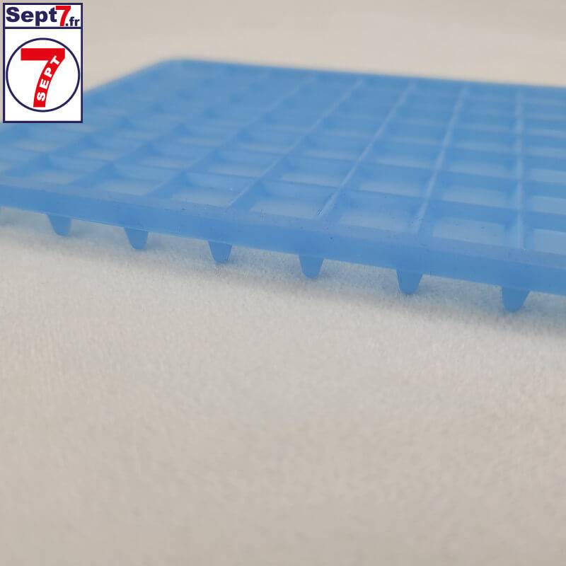 Repose-Fer Silicone bleu avec picots › Sept7