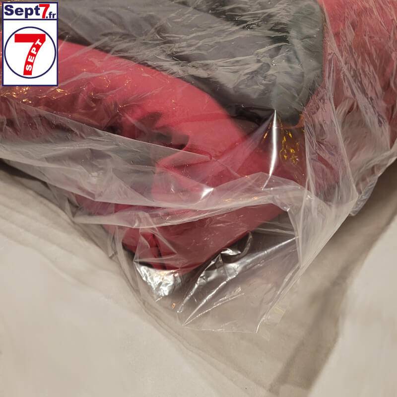 Sac plastique individuel gaine 600x600mm pour couettes pressing › Sept7